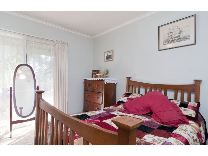 320 Warburton Highway, Wandin North VIC 3139