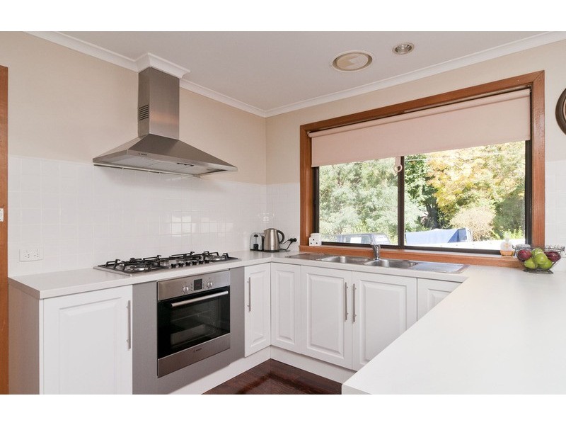 27 Spring Street, Mount Evelyn VIC 3796