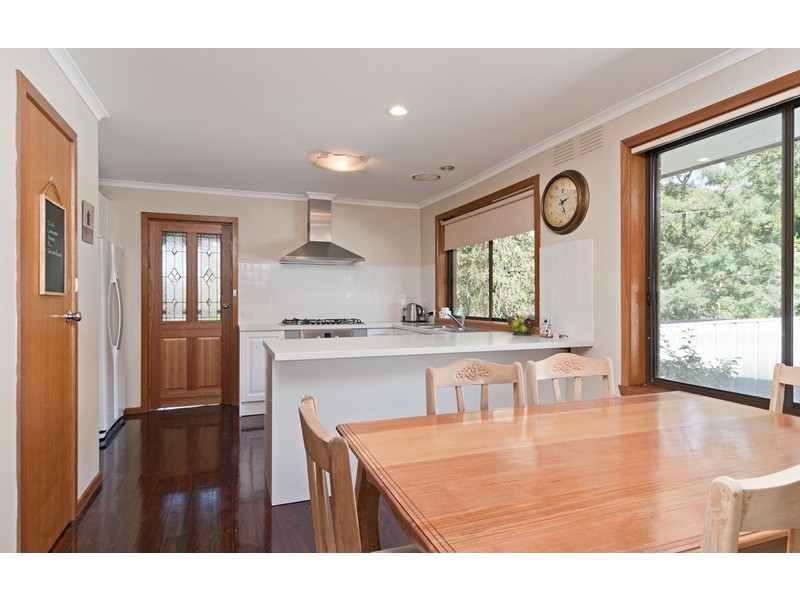 27 Spring Street, Mount Evelyn VIC 3796