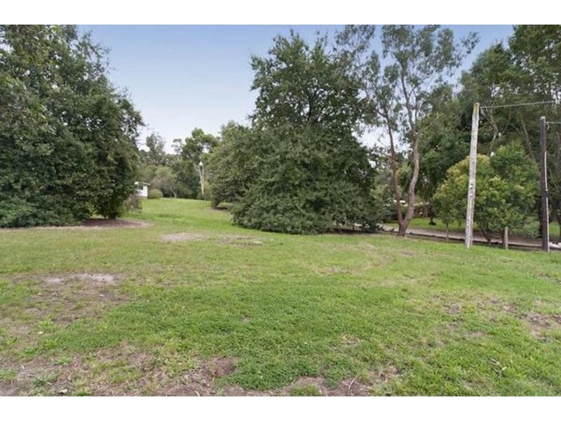 2/28 Bell Street, Seville VIC 3139