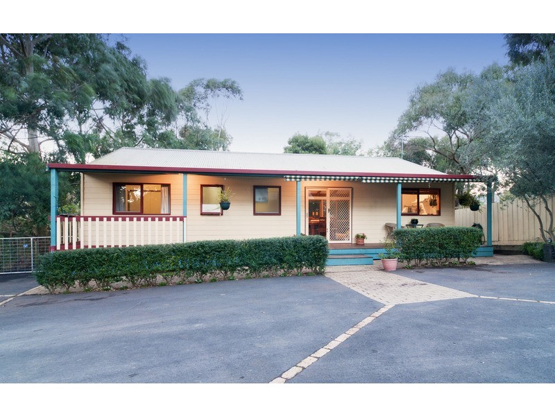 94 Quinn Crescent, Mount Evelyn VIC 3796