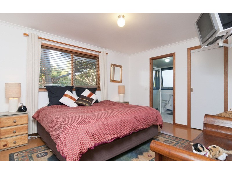 94 Quinn Crescent, Mount Evelyn VIC 3796