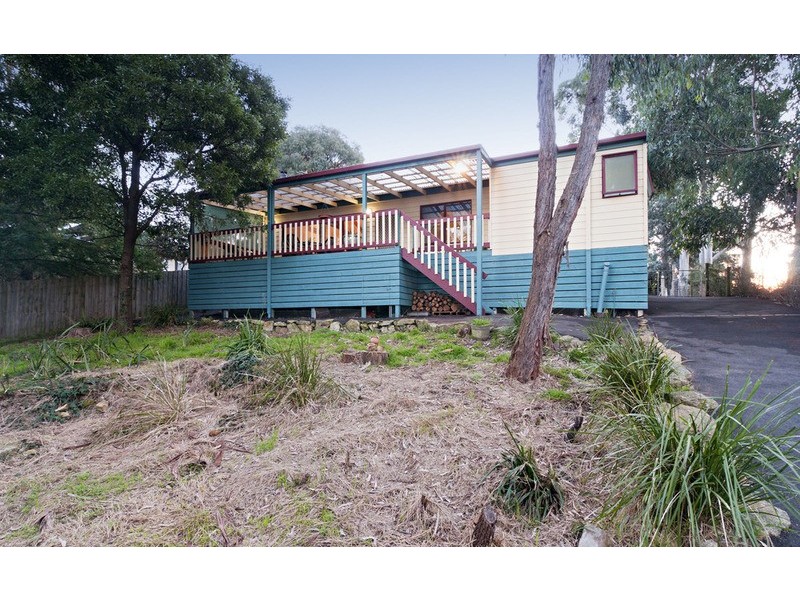 94 Quinn Crescent, Mount Evelyn VIC 3796