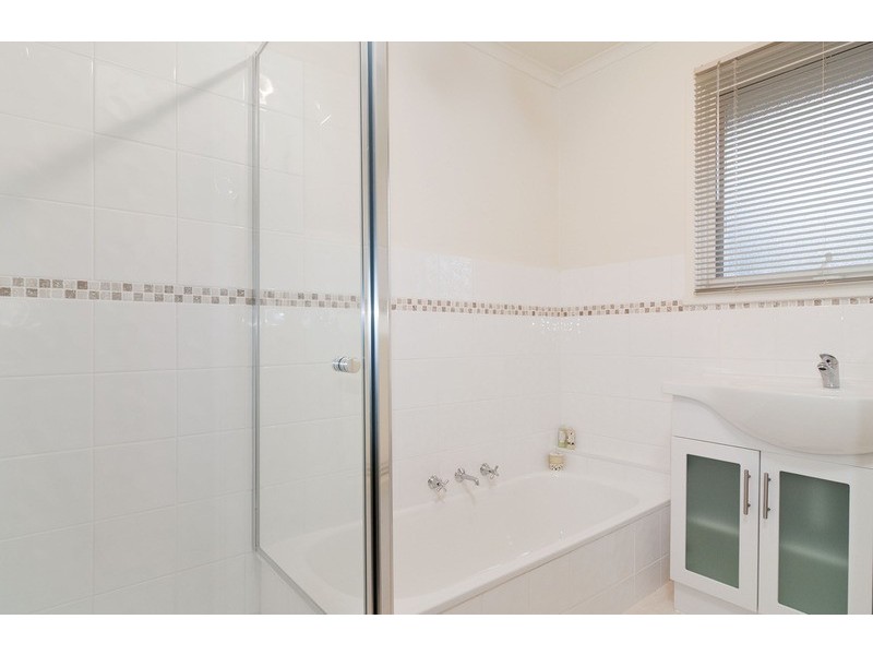 107 Cambridge Road, Mooroolbark VIC 3138