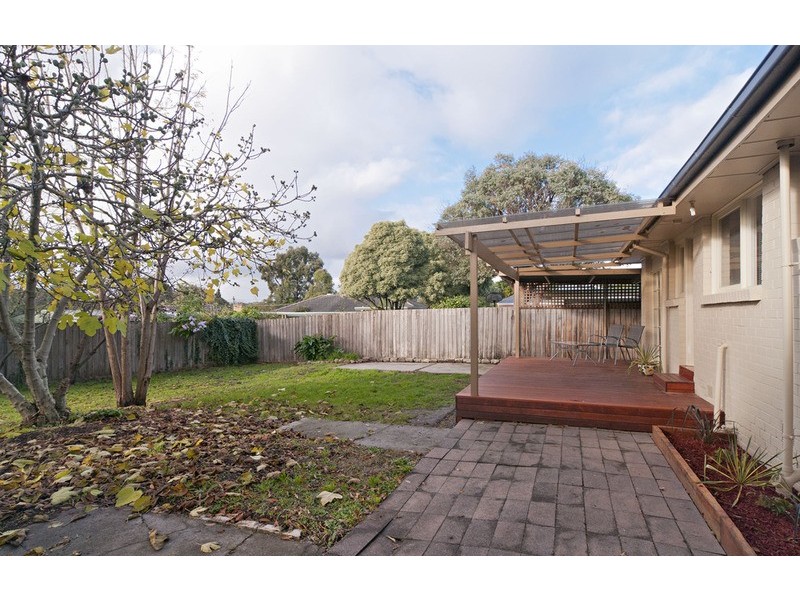 107 Cambridge Road, Mooroolbark VIC 3138
