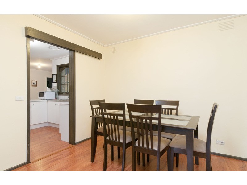 17 Olive Grove, Lilydale VIC 3140