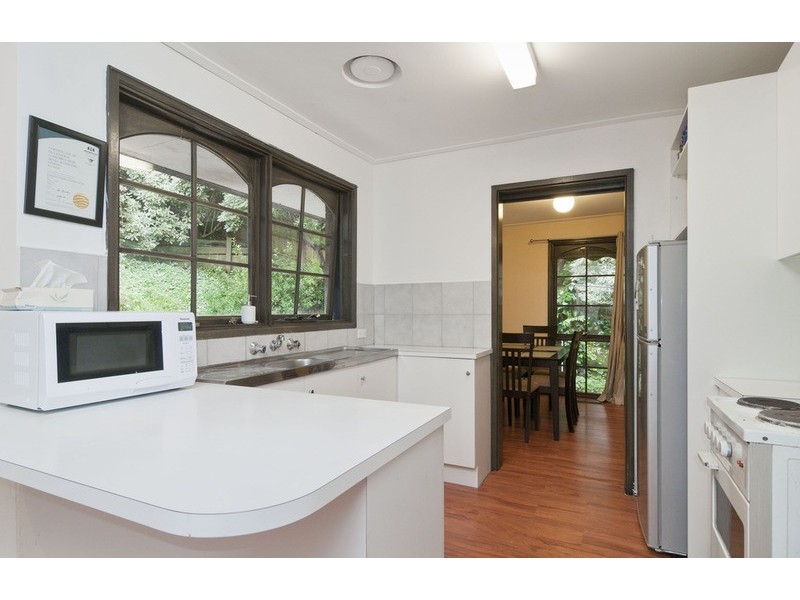 17 Olive Grove, Lilydale VIC 3140