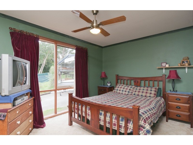 2/294 Swansea Road, Mount Evelyn VIC 3796