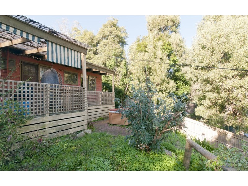 73 Johns Crescent, Mount Evelyn VIC 3796