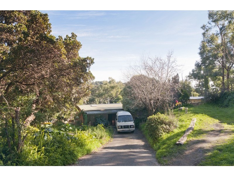 73 Johns Crescent, Mount Evelyn VIC 3796