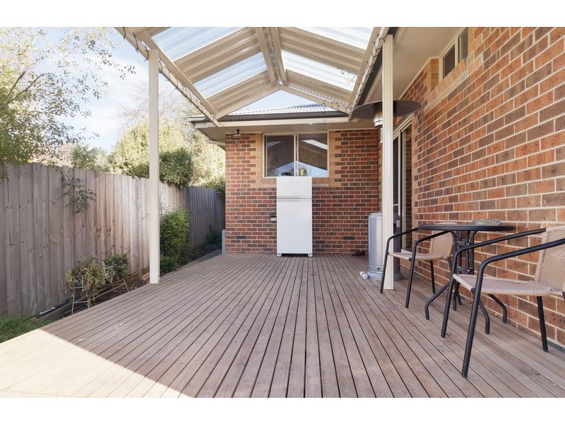 2/8 Bell Street, Seville VIC 3139