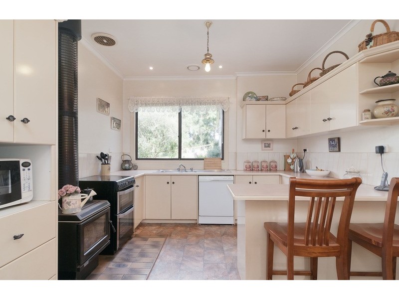 30 Wandin East Road, Wandin North VIC 3139