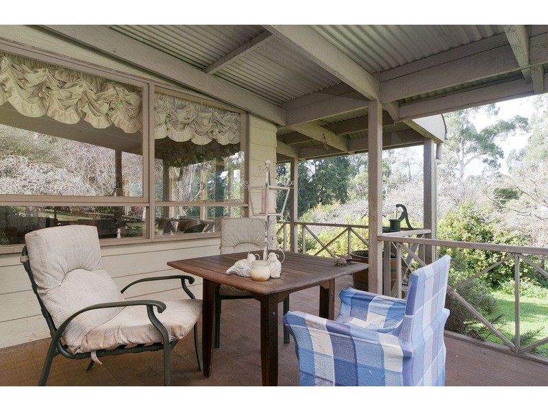 30 Wandin East Road, Wandin North VIC 3139