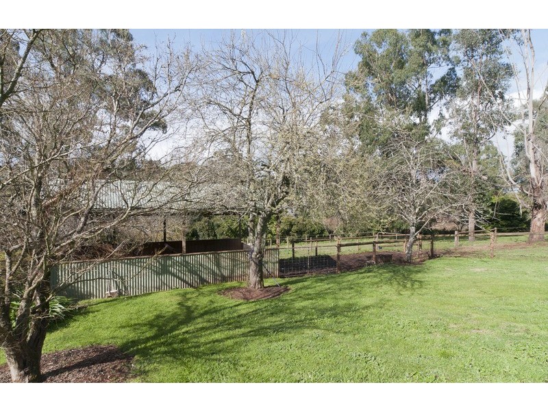 30 Wandin East Road, Wandin North VIC 3139