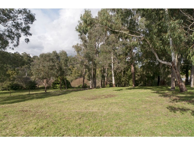 30 Wandin East Road, Wandin North VIC 3139