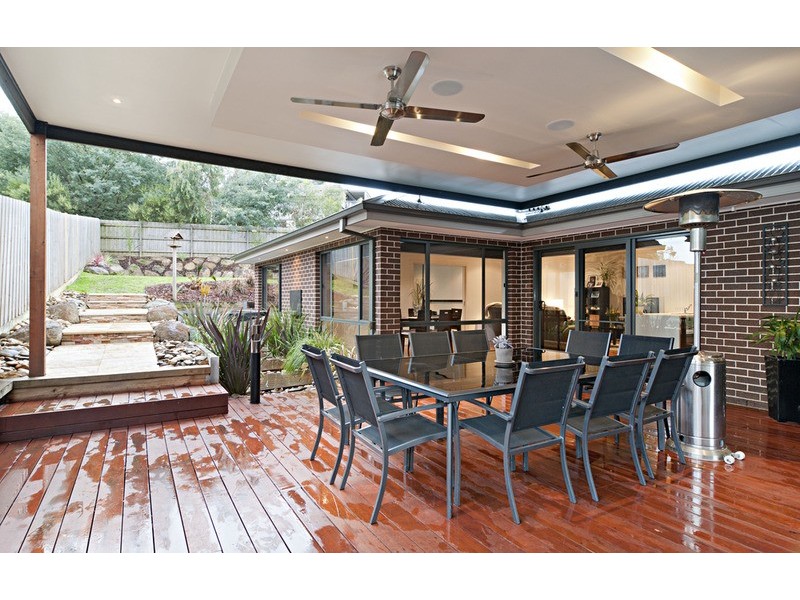 102 Hereford Road, Mount Evelyn VIC 3796