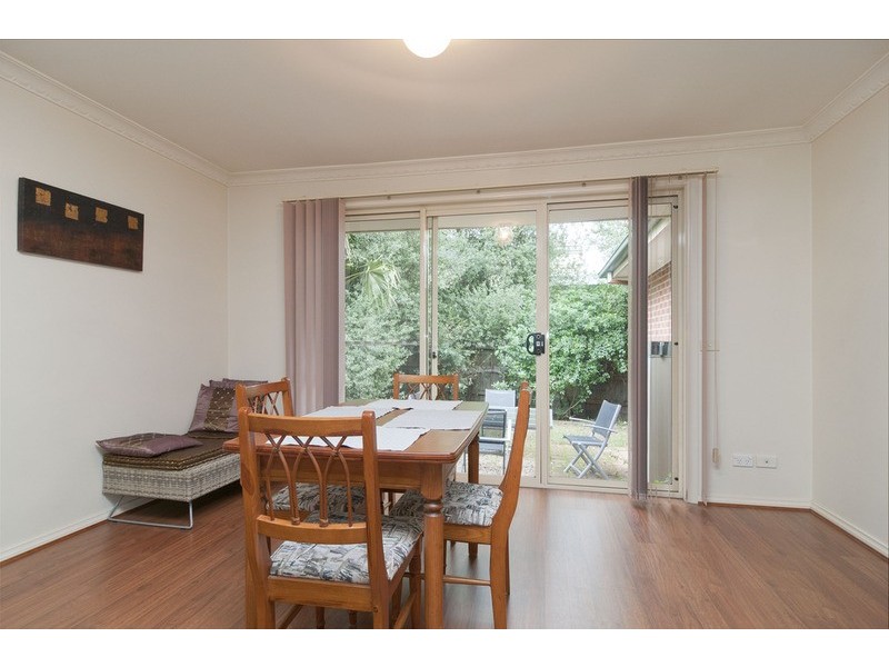 2/33 Vernon Street, Croydon VIC 3136