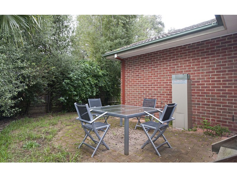 2/33 Vernon Street, Croydon VIC 3136