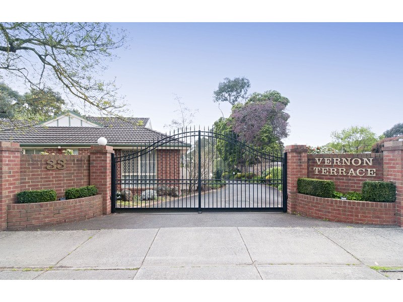 2/33 Vernon Street, Croydon VIC 3136