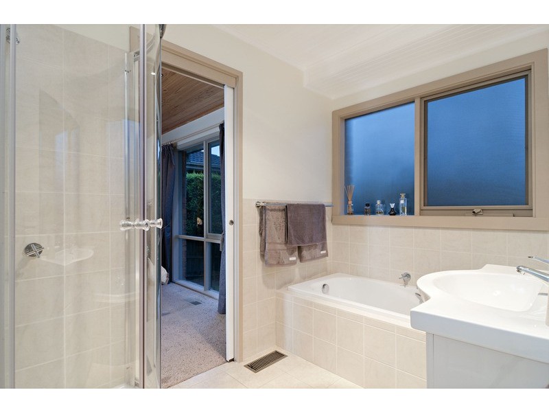 23 Norman Berry Drive, Seville VIC 3139