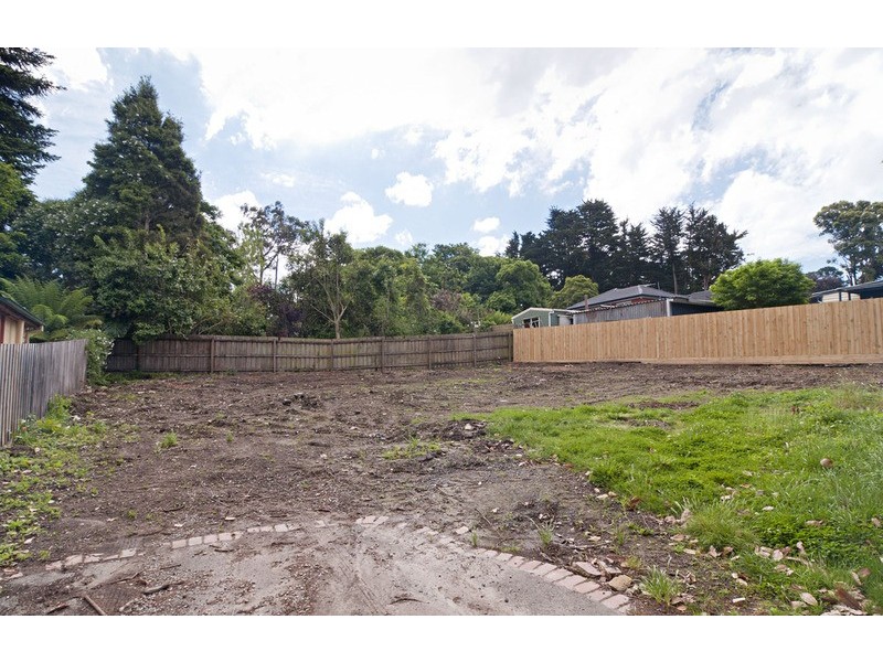 2/15 Grantully Street, Mount Evelyn VIC 3796