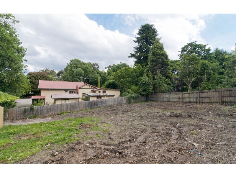 2/15 Grantully Street, Mount Evelyn VIC 3796