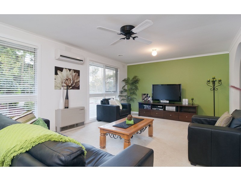 32 Wellington  Road, Wandin North VIC 3139