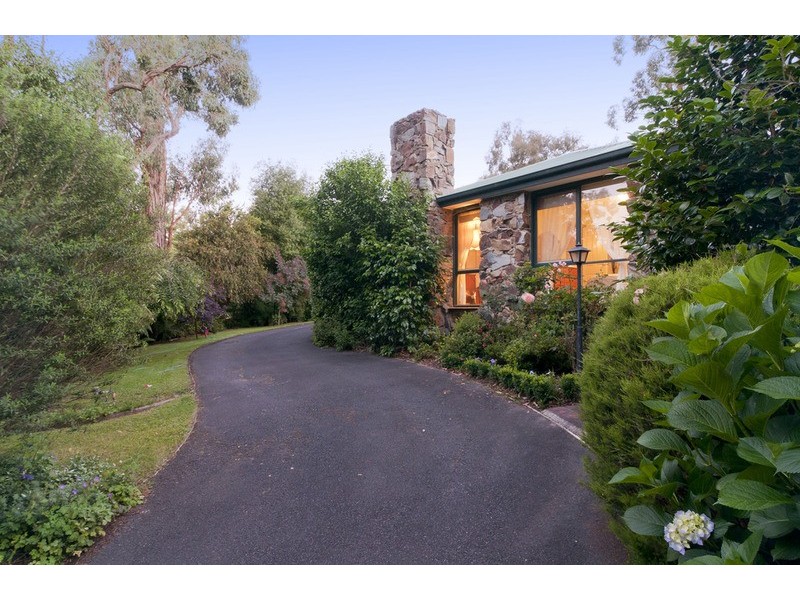 142 Bailey Road, Mount Evelyn VIC 3796