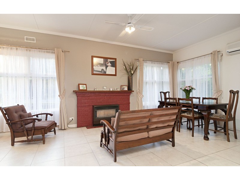 11 Elsie Grove, Mount Evelyn VIC 3796