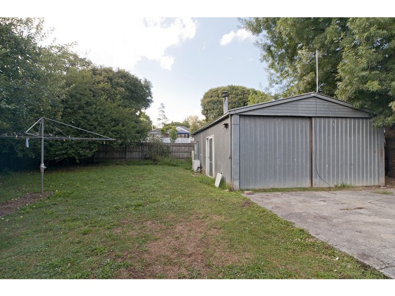 32 Boyana Crescent, Croydon VIC 3136