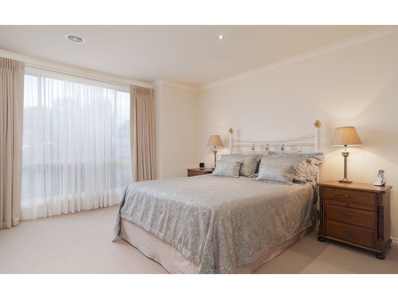 13 Natanya Way, Kilsyth VIC 3137