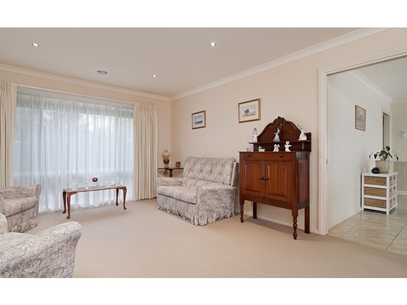 13 Natanya Way, Kilsyth VIC 3137