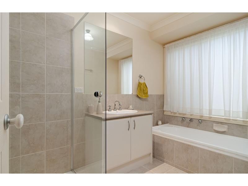 13 Natanya Way, Kilsyth VIC 3137