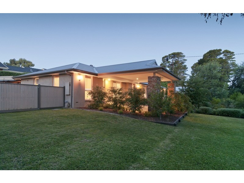 3 Fernhill Road, Mount Evelyn VIC 3796