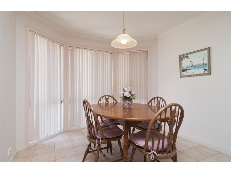 77 Rolling Hills Road, Chirnside Park VIC 3116