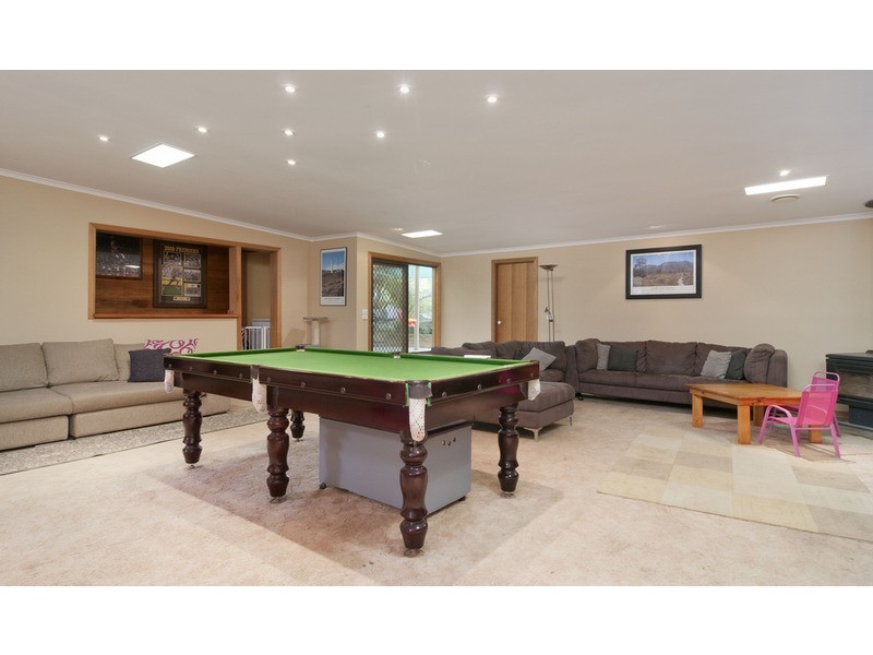 22 Eothen  Lane, Kilsyth VIC 3137