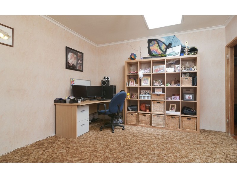 22 Eothen  Lane, Kilsyth VIC 3137