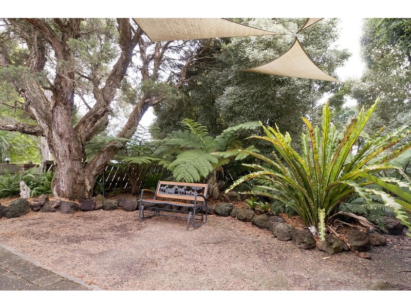 22 Eothen  Lane, Kilsyth VIC 3137