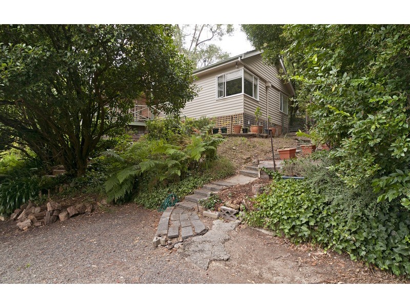 18-20 Kuyura Road, Mount Evelyn VIC 3796