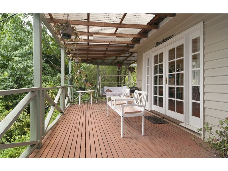 18-20 Kuyura Road, Mount Evelyn VIC 3796