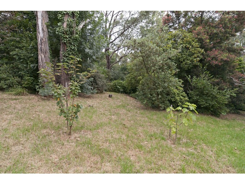 18-20 Kuyura Road, Mount Evelyn VIC 3796