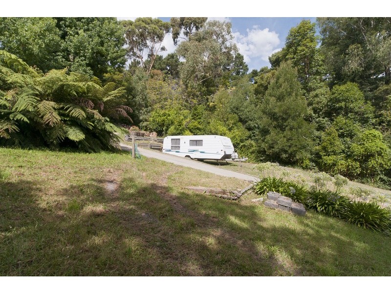 8 Clematis Road, Mount Evelyn VIC 3796