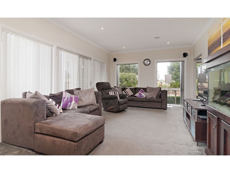 Chirnside Park VIC 3116