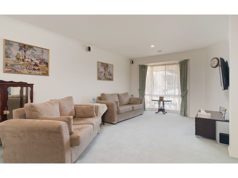 3 Natanya Way, Kilsyth VIC 3137