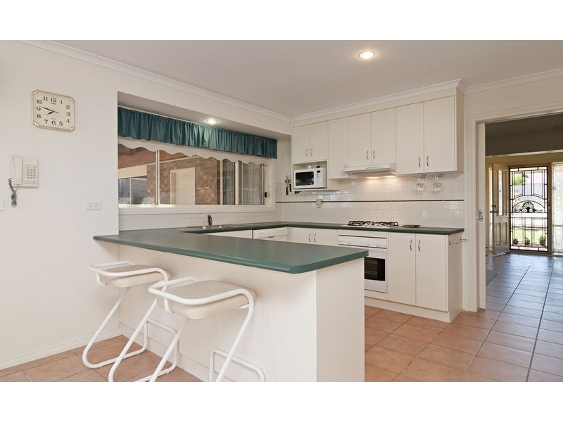 3 Natanya Way, Kilsyth VIC 3137