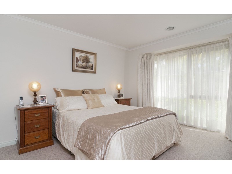 10 Rouget Road, Wandin North VIC 3139