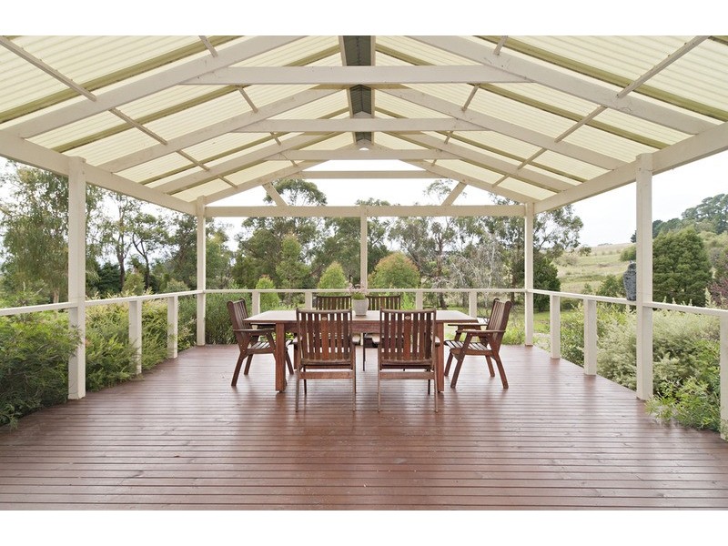 10 Rouget Road, Wandin North VIC 3139