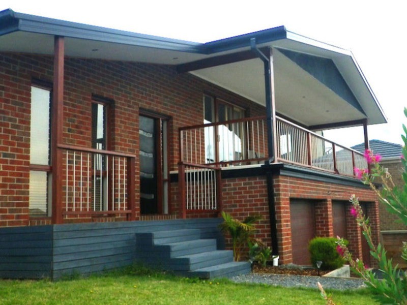 12 Sirocco Court, Wandin North VIC 3139