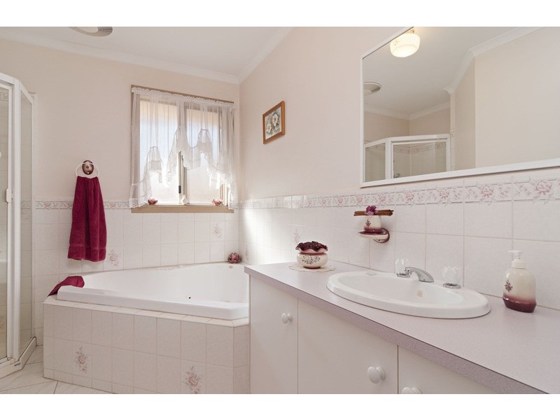 26 Mathew Place, Mount Evelyn VIC 3796