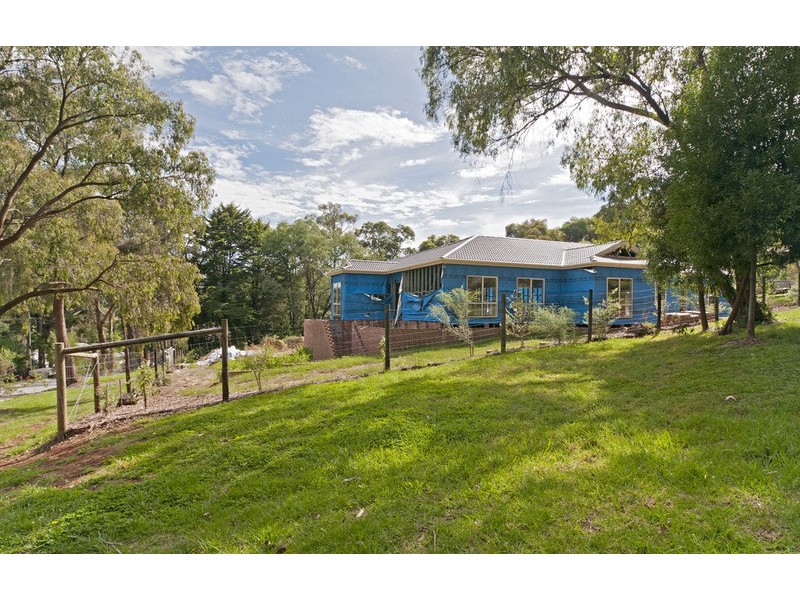 7-9  Warrawee Road, Mount Evelyn VIC 3796